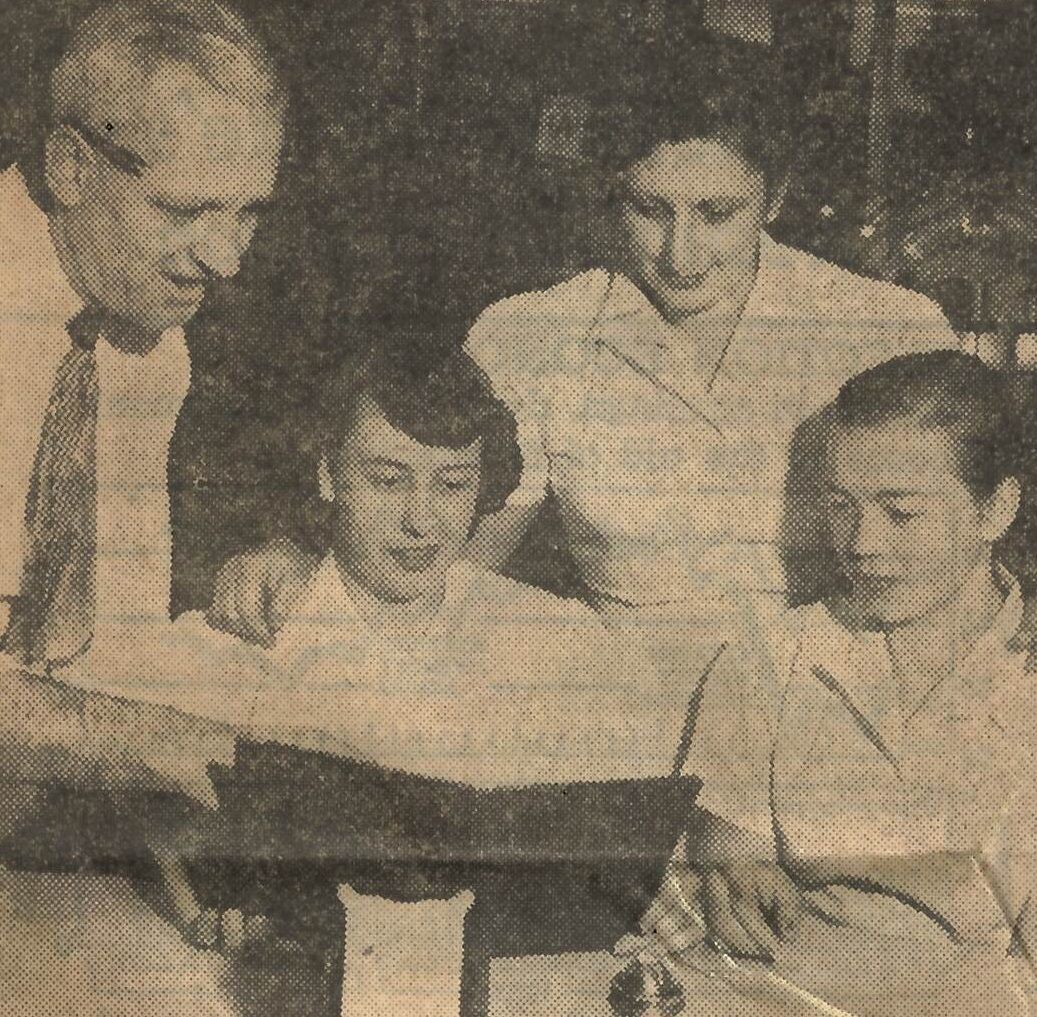 1954: Triangle Cafe